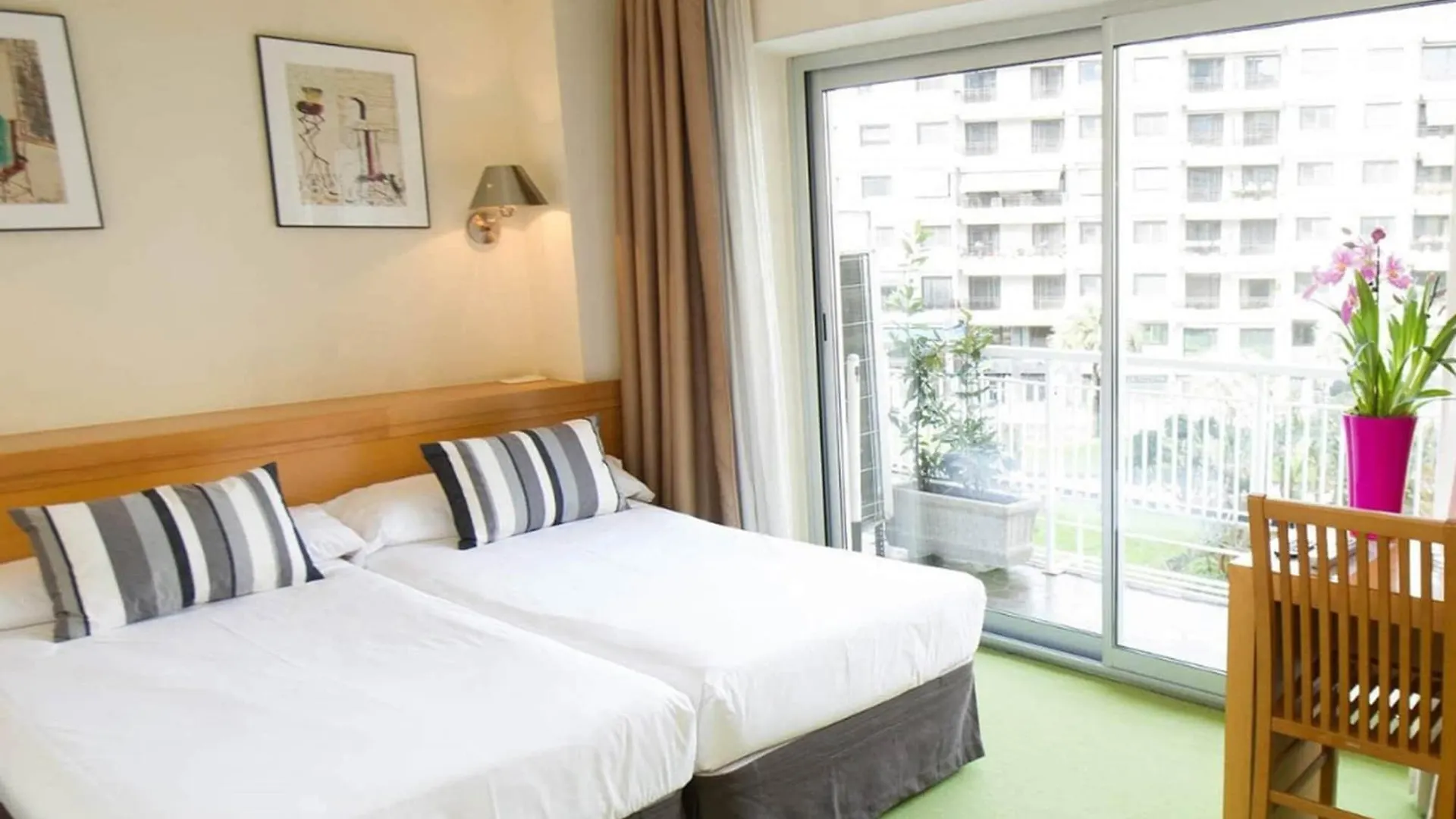 Hotel Zaragoza Plaza San Sebastian