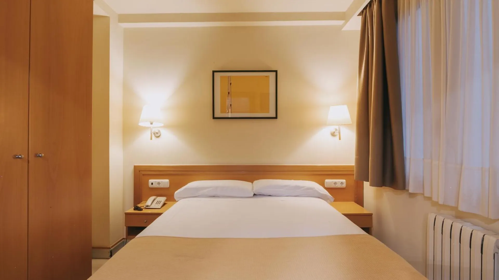 Hotel Zaragoza Plaza San Sebastian