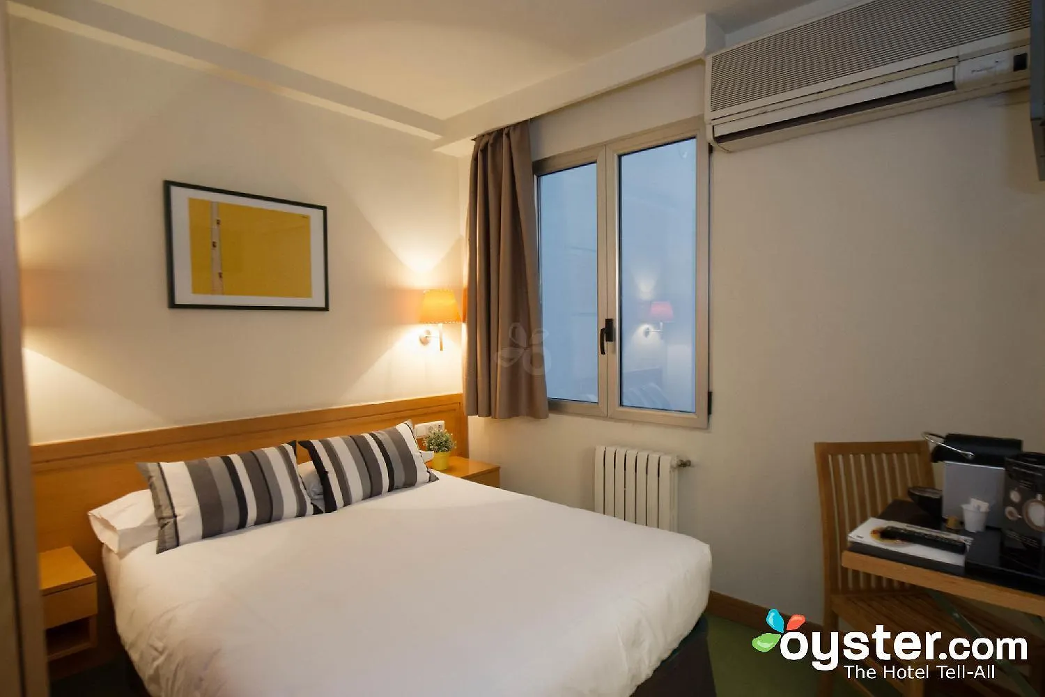 Hotel Zaragoza Plaza San Sebastian 0*,